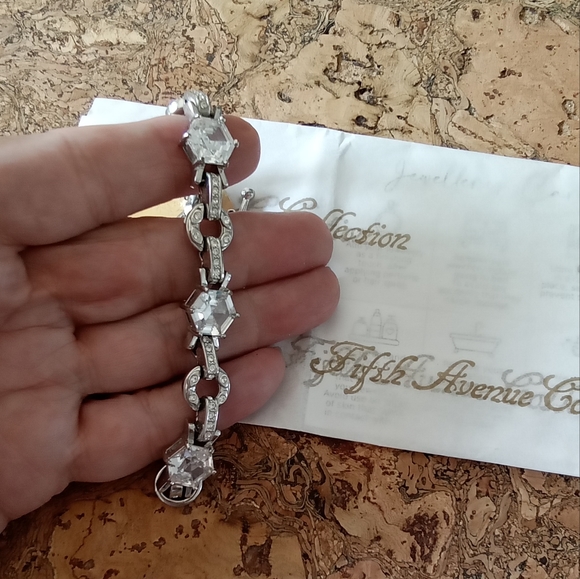 Fifth Avenue Clear Swarovski Crystals Bracelet S/M - Picture 6 of 7